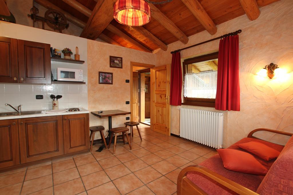 Residence Trompe-L'Oeil Champoluc Pokój zdjęcie