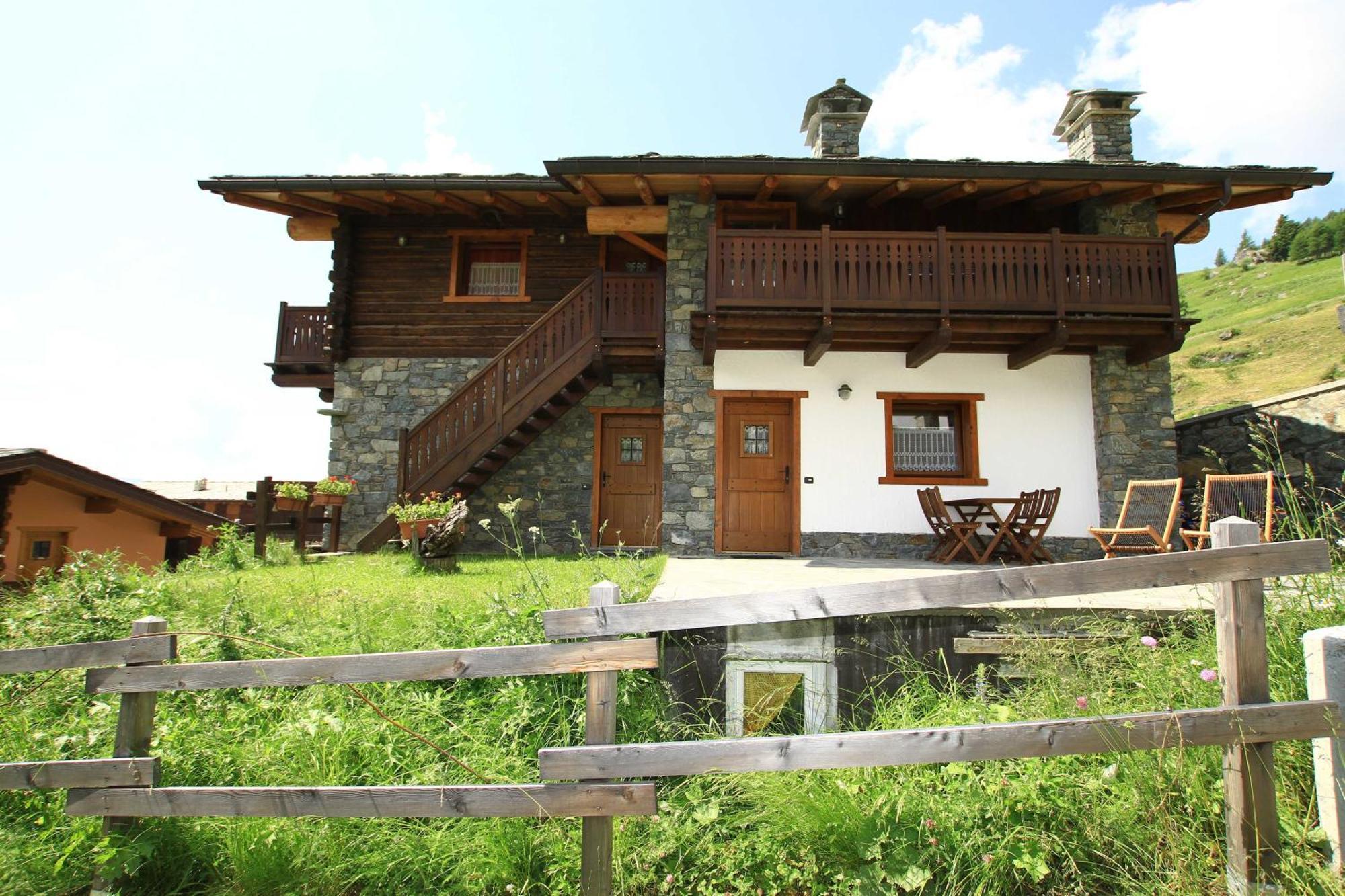 Residence Trompe-L'Oeil Champoluc Zewnętrze zdjęcie